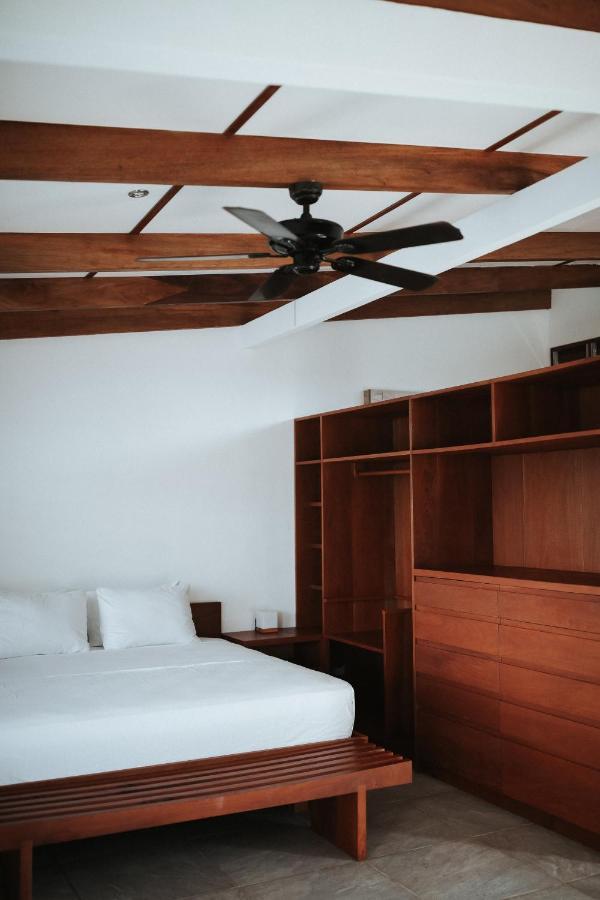 Salvatierra Beachfront Hotel Puerto Coyote Extérieur photo