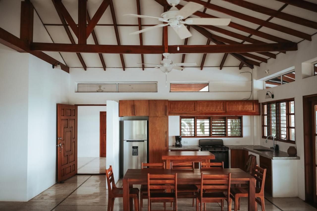 Salvatierra Beachfront Hotel Puerto Coyote Extérieur photo